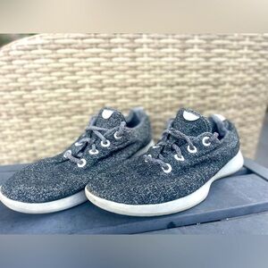 FREE SHIP Allbirds women’s black/grey marled wool sneakers